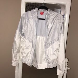 NIKE Windbreaker